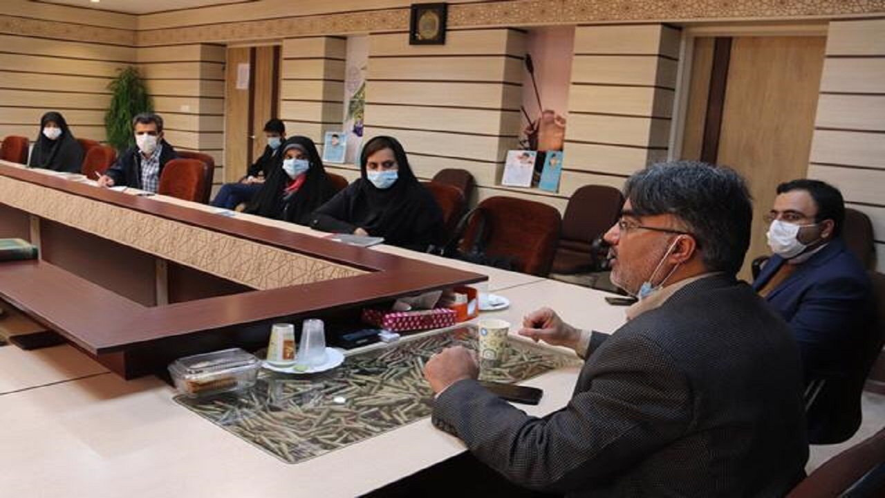 برگزاری کارگاه داستان‌نویسی همزمان با دهه فجر در یزد