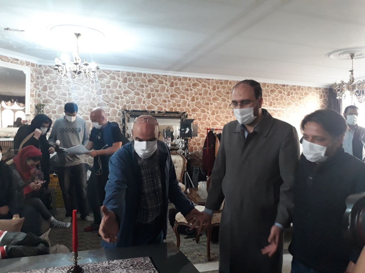 مدیر شبکه سه از پشت صحنه سریال «بوتیمار» بازدید کرد مدیر شبکه سه از پشت صحنه سریال «بوتیمار» بازدید کرد