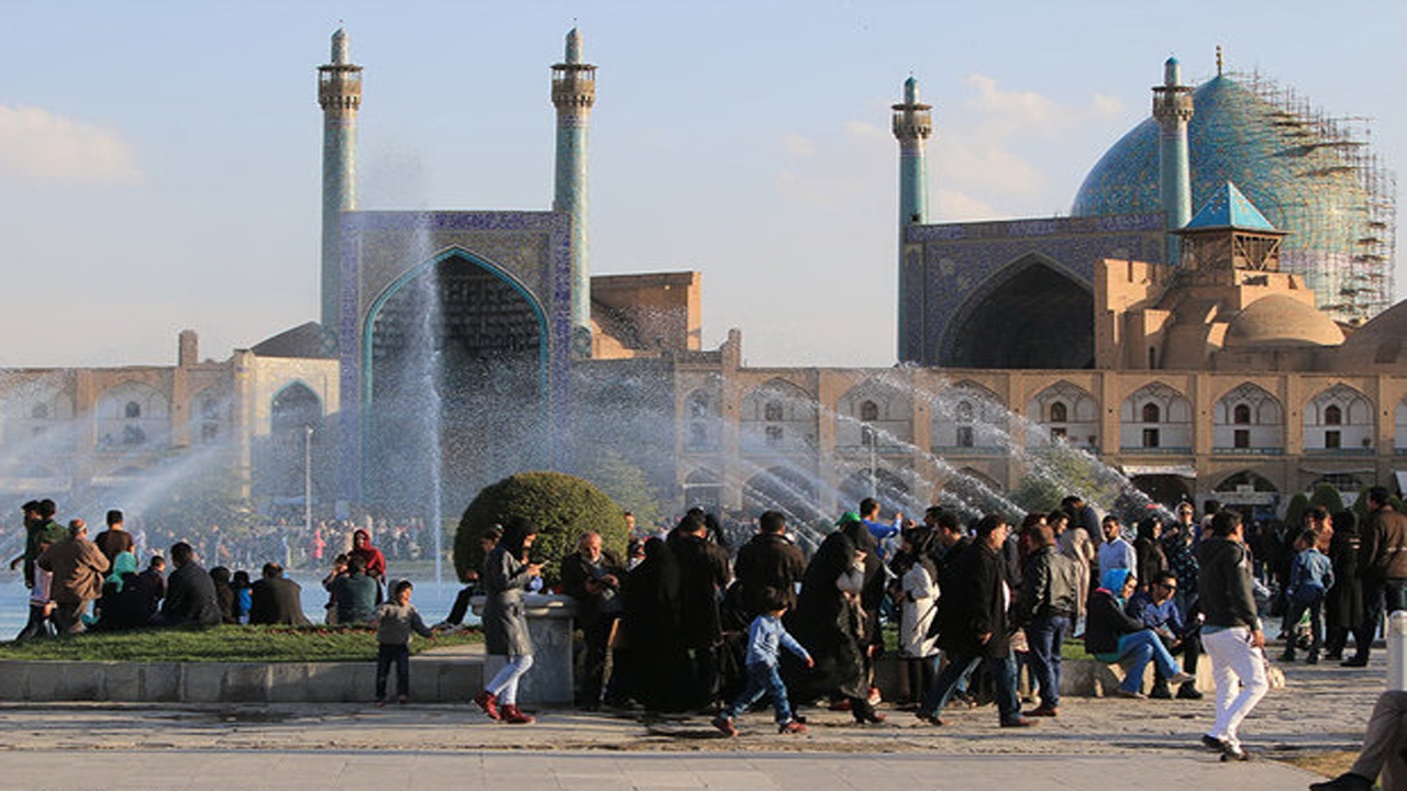 حادثه انفجار در میدان نقش جهان / ۴ نفر مصدوم شدند