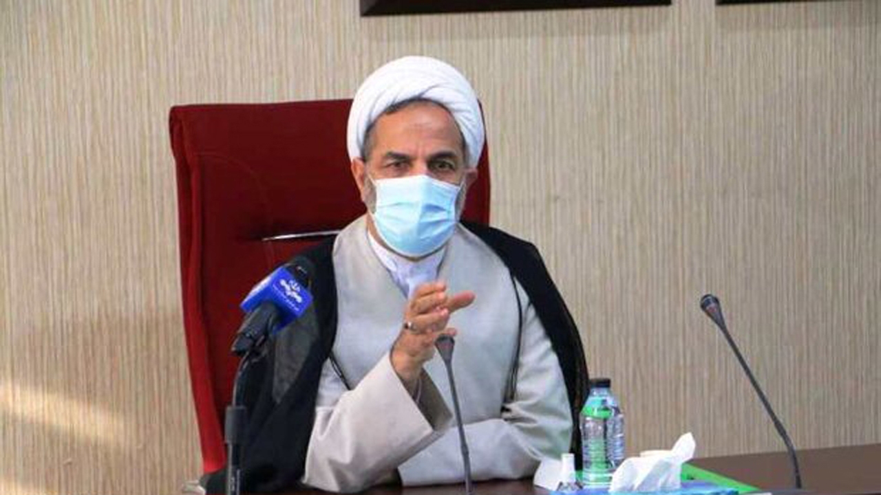 نگاه به غرب و شرق دستاورد و فایده‌ای برای کشور ندارد/«عنوان» مانع برخورد با فساد نمی شود