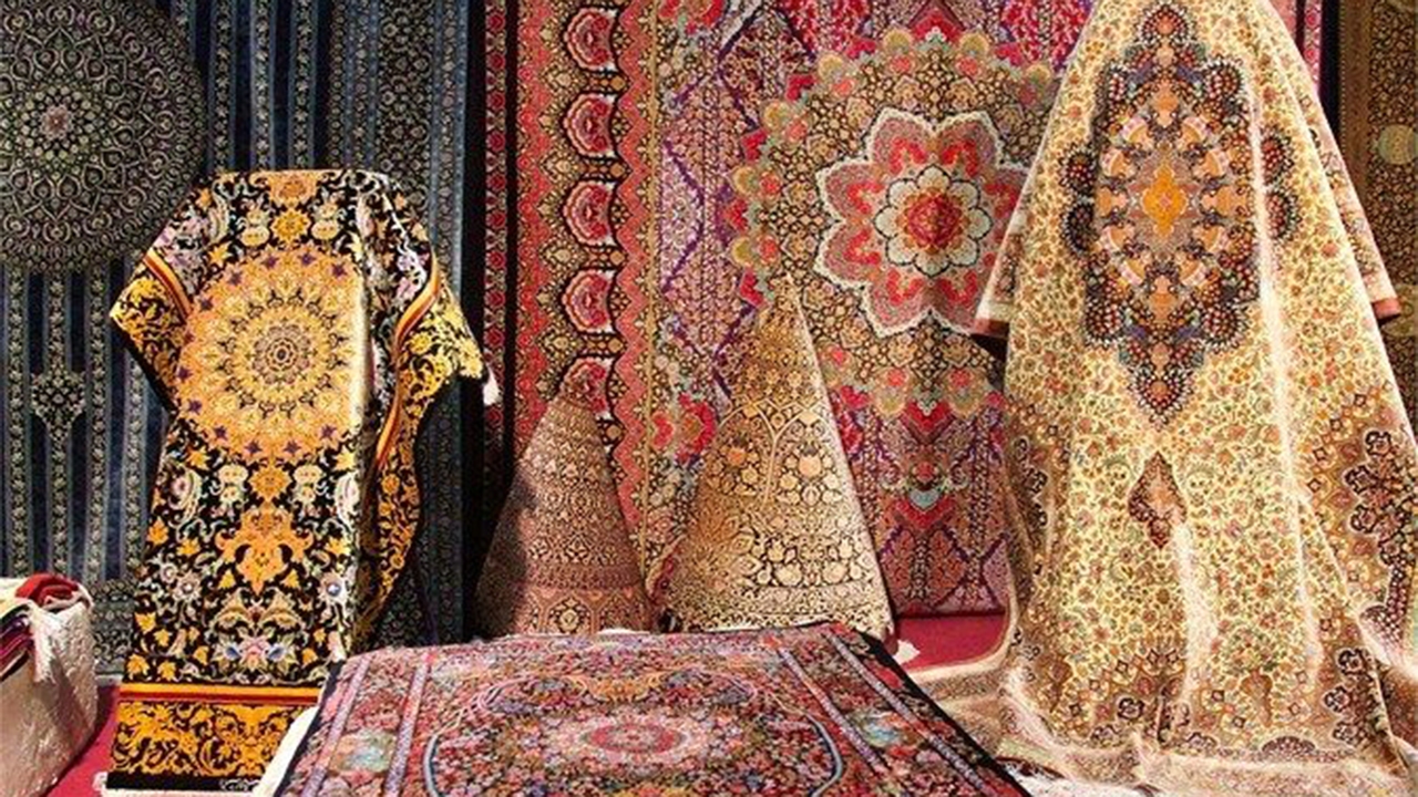 هفدهمین نمایشگاه تخصصی فرش دستباف در شیراز گشایش یافت