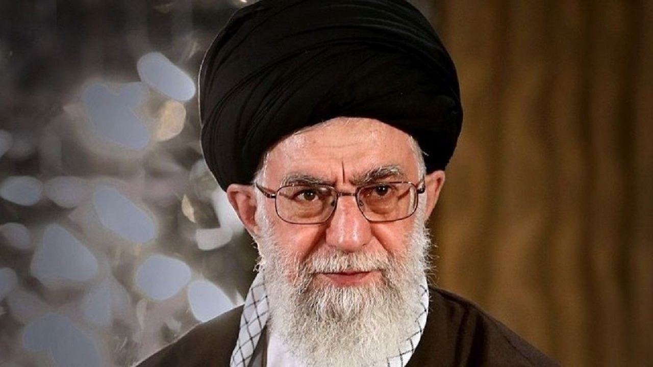 نقش آیت الله خامنه‌ای در پیروزی انقلاب اسلامی چه بود؟