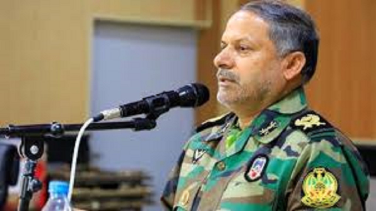 تجلیل از منتخبین طرح های مصباح و لبیک یا امام خامنه ای در بیرجند