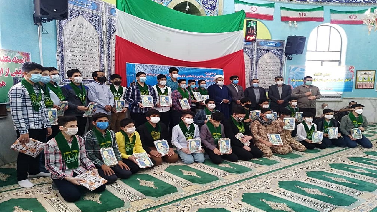 جشن عبادت آغازی برای بندگی و عبودیت دانش آموزان اهوازی