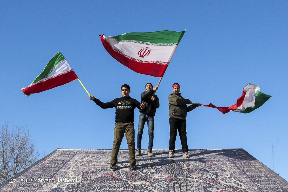 در متفاوت&zwnj;ترین دهه فجر انقلاب هم صدا می گوییم هستیم بر آن عهد که بستیم