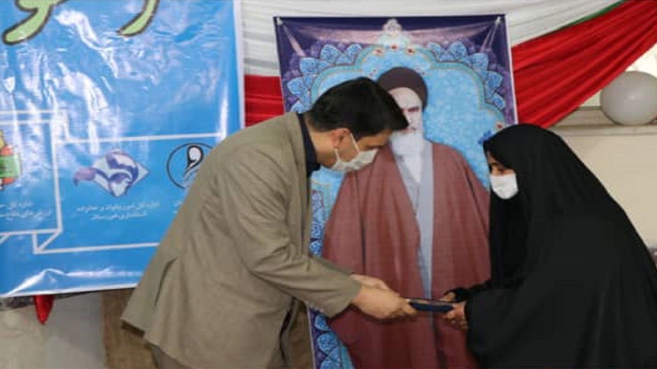 بانوان صبر و مقاومت را در دفاع مقدس و انقلاب اسلامی معنا کردند