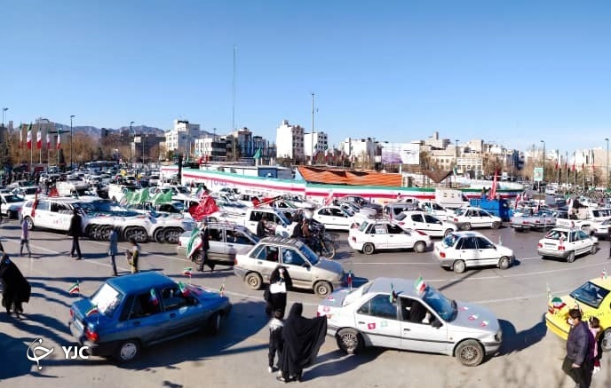 راهپیمایی خودرویی خانوادگی در مشهد