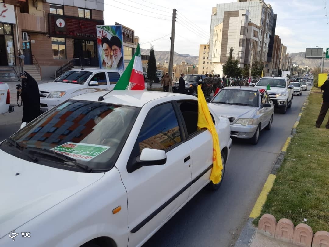 آغاز راهپیمایی خودرویی و موتوری ۲۲ بهمن در ایلام