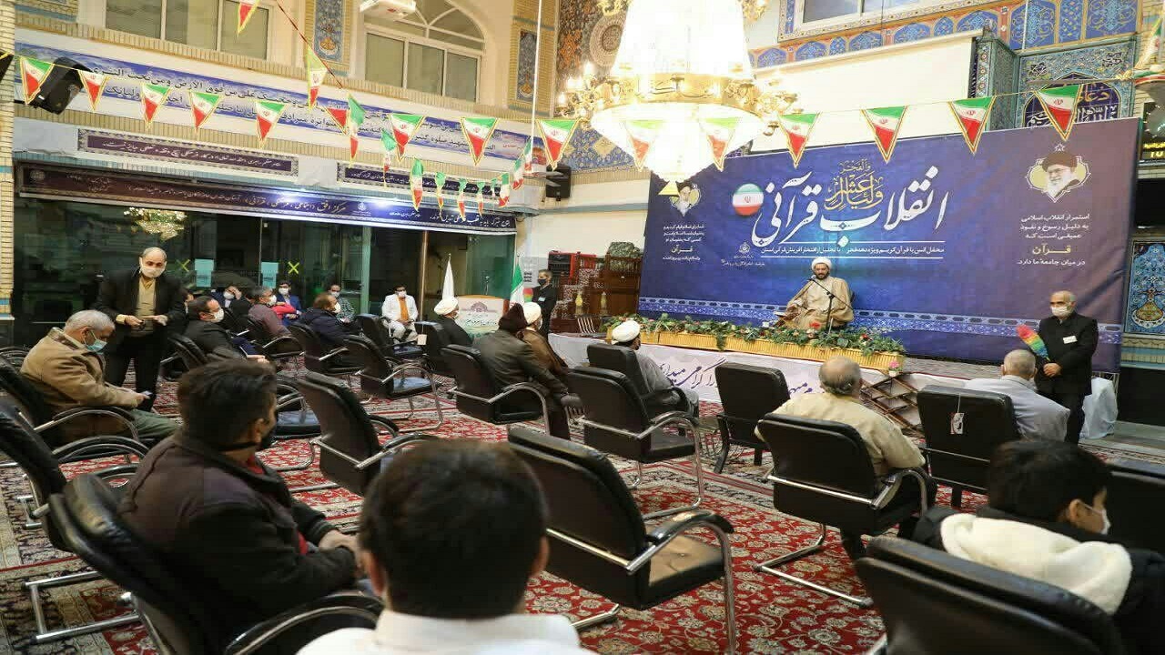 ایمان به خدا و وحدت کلمه رمز بقای انقلاب است
