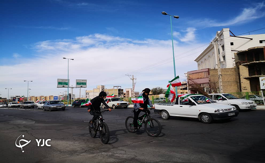 آغاز حرکت نمادین سالروز پیروزی انقلاب در یزد