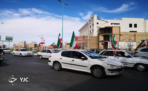 آغاز حرکت نمادین سالروز پیروزی انقلاب در یزد