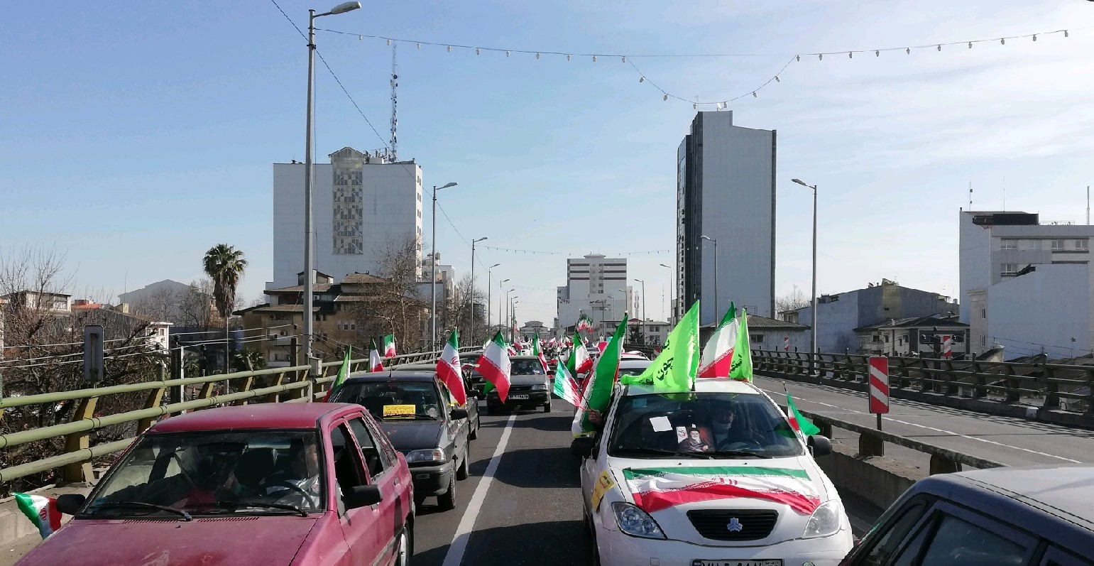 قطعنامه پایانی مراسم یوم الله ۲۲ بهمن/ تأکید بر وحدت مقابل استکبار جهانی