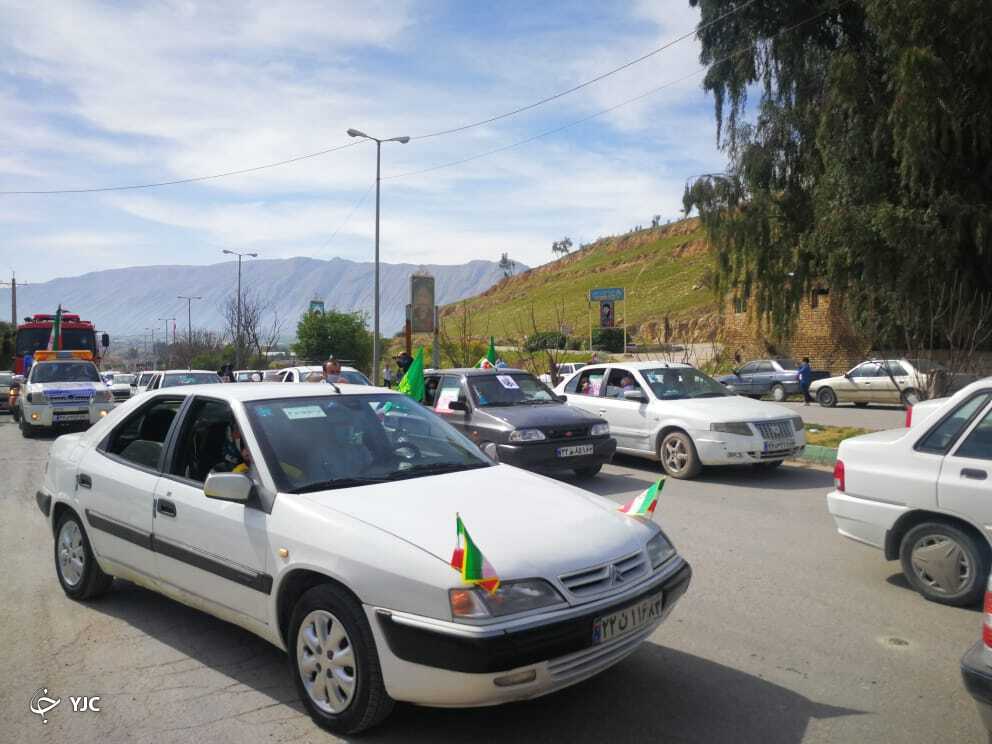 راهپیمایی مردم کازرون در راهپیمایی ۲۲ بهمن ماه