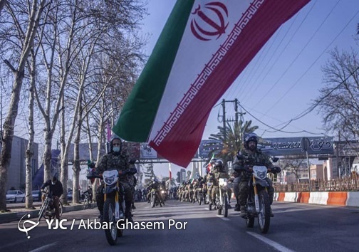 راهپیمایی باشکوه خودرویی مازندران به روایت یک عکاس