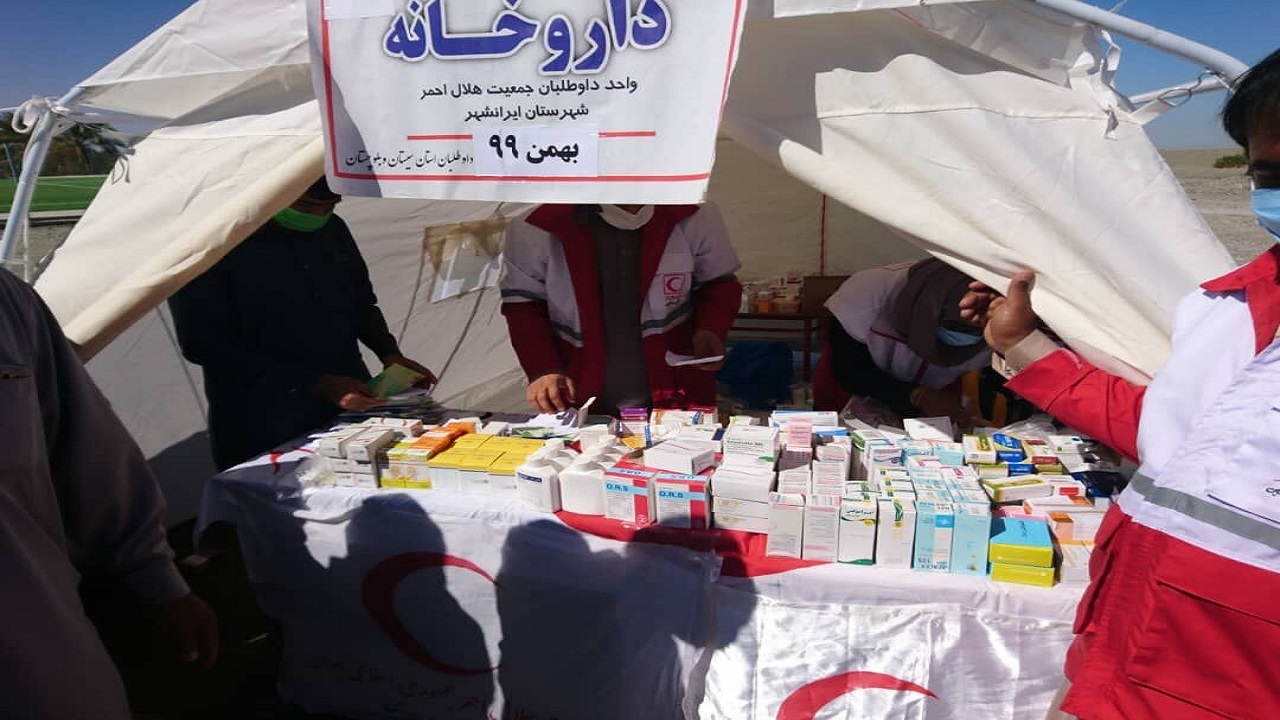 افزون‌بر ۳۵۰ نفر از روستاییان ایرانشهر ویزیت رایگان شدند