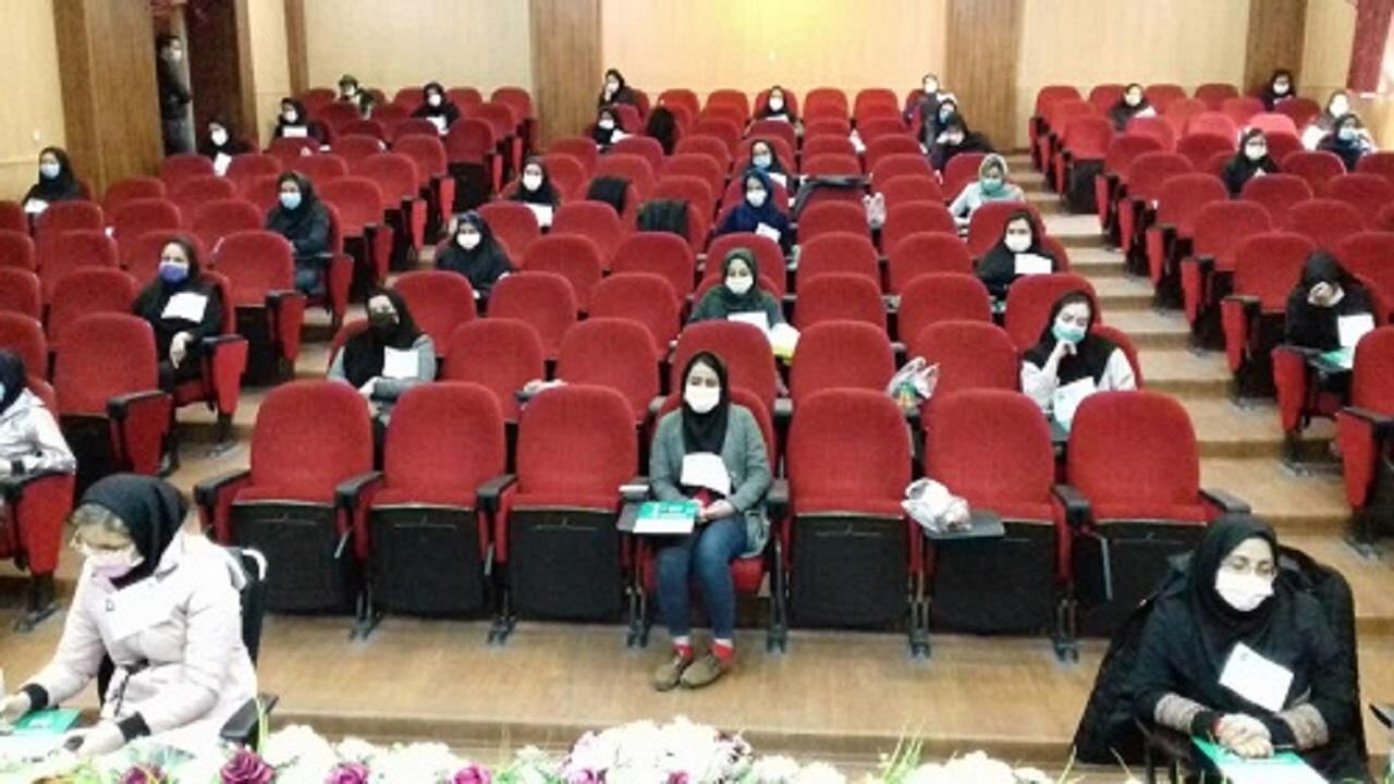 آزمون استخدامی وزارت بهداشت در مشهد برگزار شد