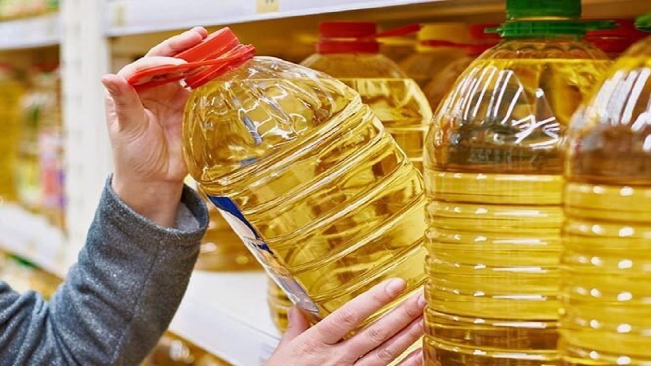 توزیع روغن خوراکی به صورت مستمر در بازار اردبیل