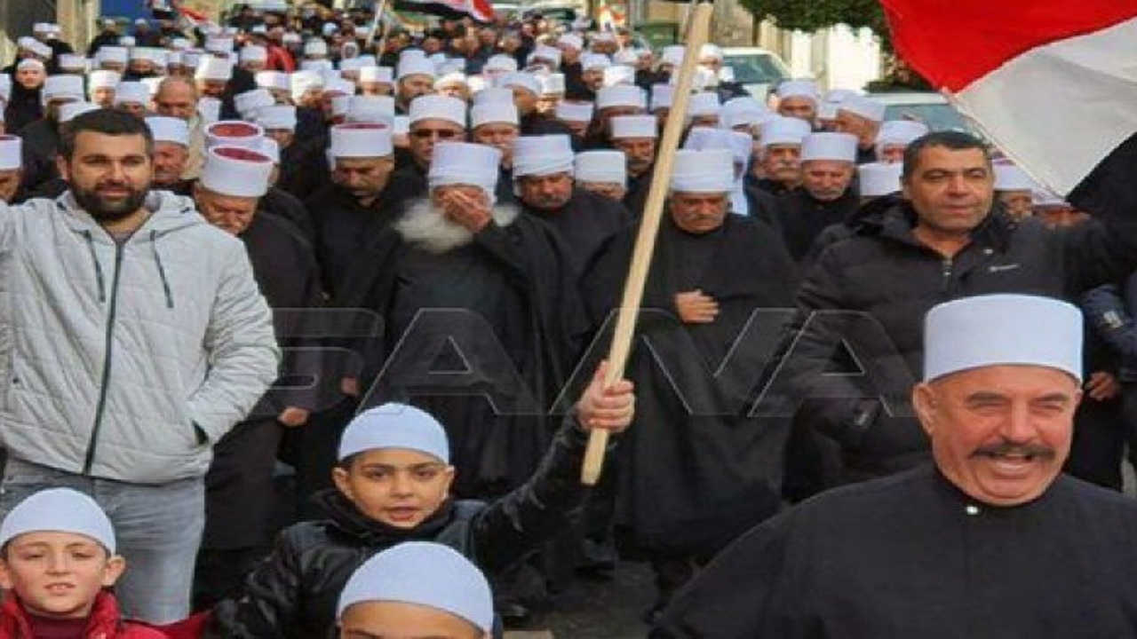راهپیمایی اهالی جولان اشغالی در اعلام پایبندی به هویت ملی سوریه