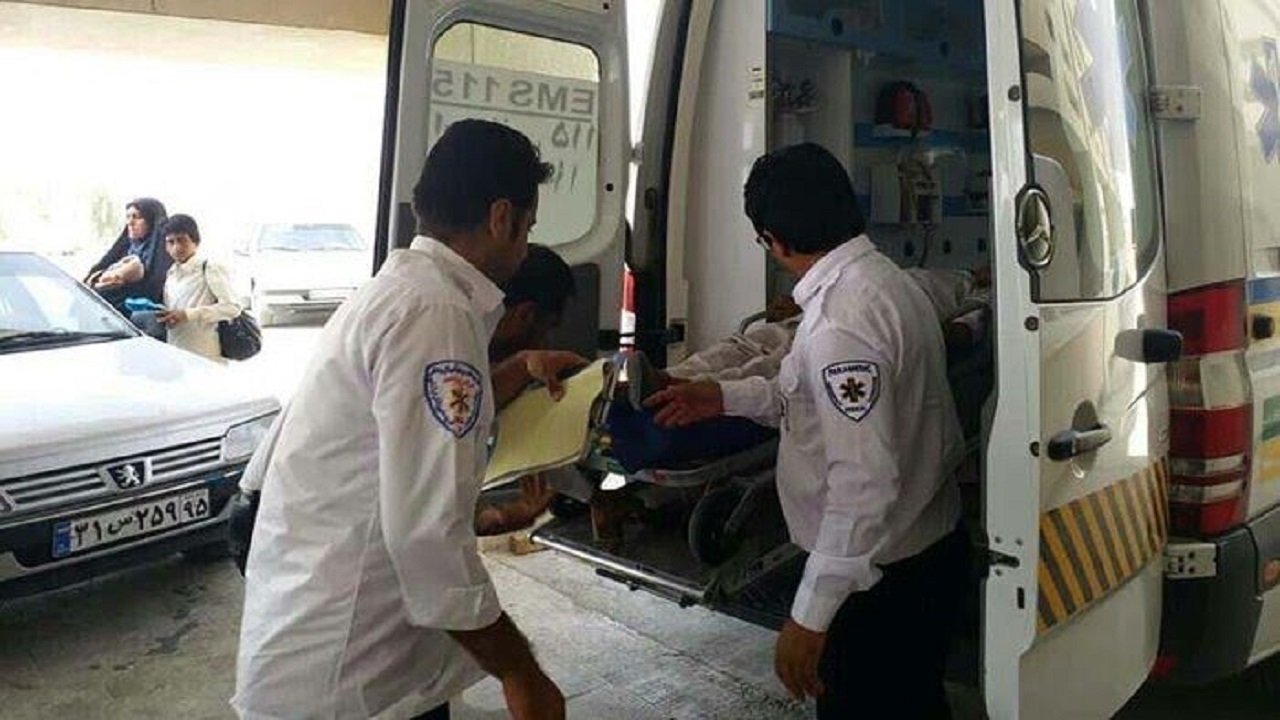 ۹ مجروح در واژگونی خودرو اتباع غیرمجاز در محور ایرانشهر-بم