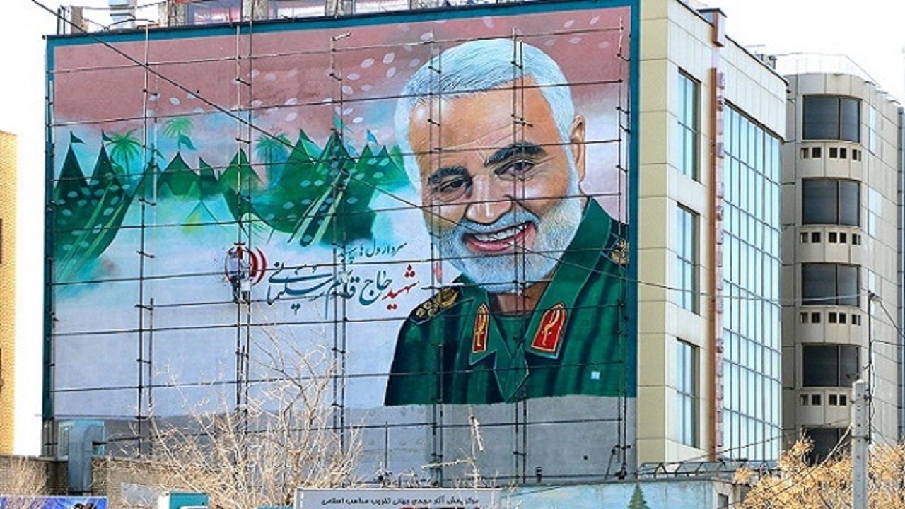 رونمایی از بزرگترین دیوار نگاره شهدا در سمنان