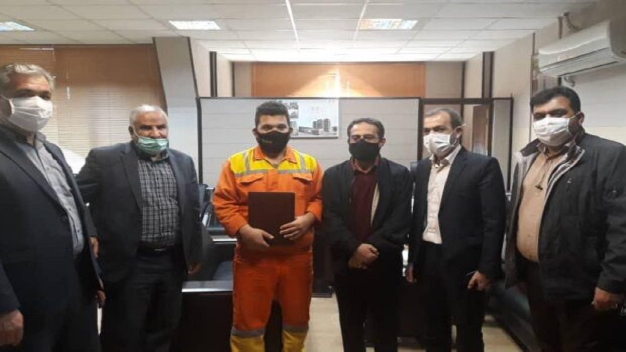 پاکبان امانتدار قمی تجلیل شد