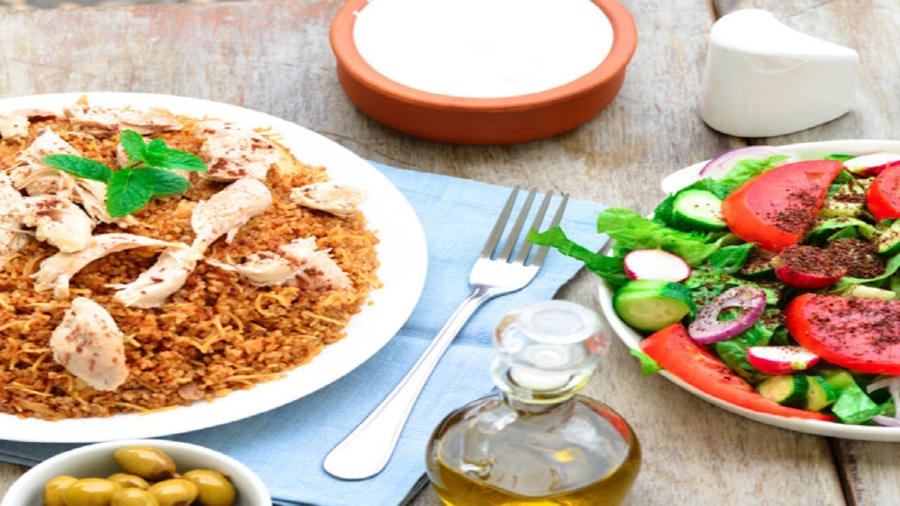 آموزش آشپزی؛ از خورش ماهی تند جنوبی و سه مدل گمنه بوشهری خوشمزه تا چند نوع شیرینی مخصوص عید نوروز و یک ژله خاص و متفاوت + تصاویر