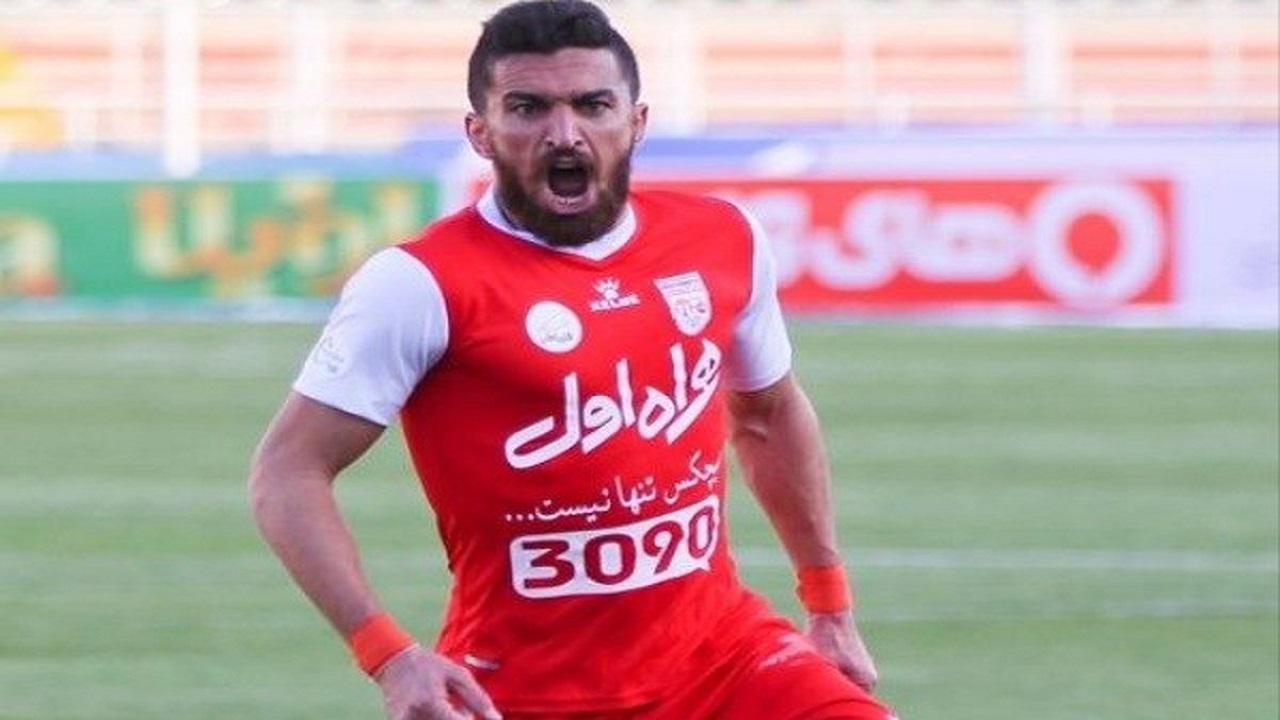 خالد شفیعی در آستانه پیوستن به تراکتور