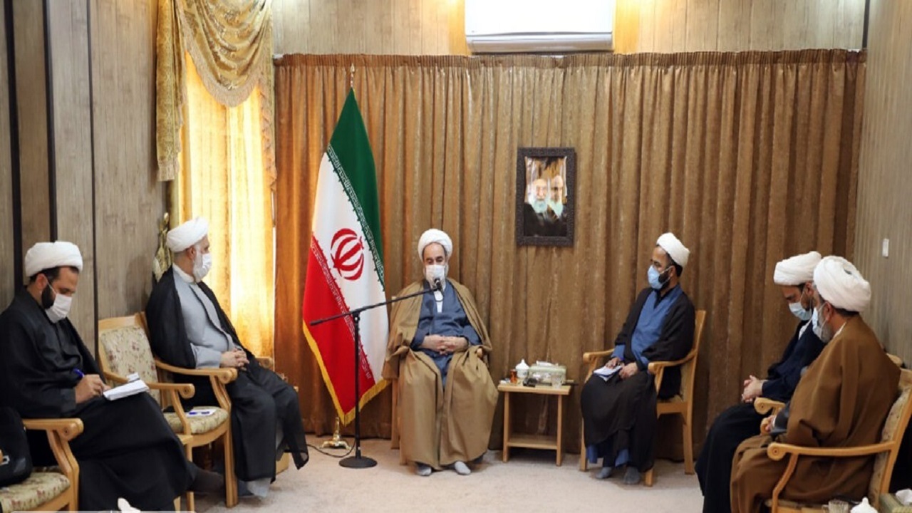 فعالیت در جبهه فرهنگی نیازمند هماهنگی و هم‌افزایی تمام بخش‌ها است