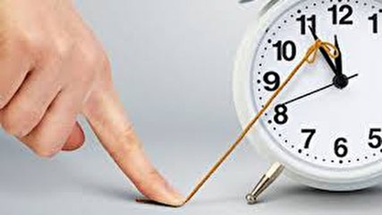 چرا مدام افسوس گذشته را می خوریم؟