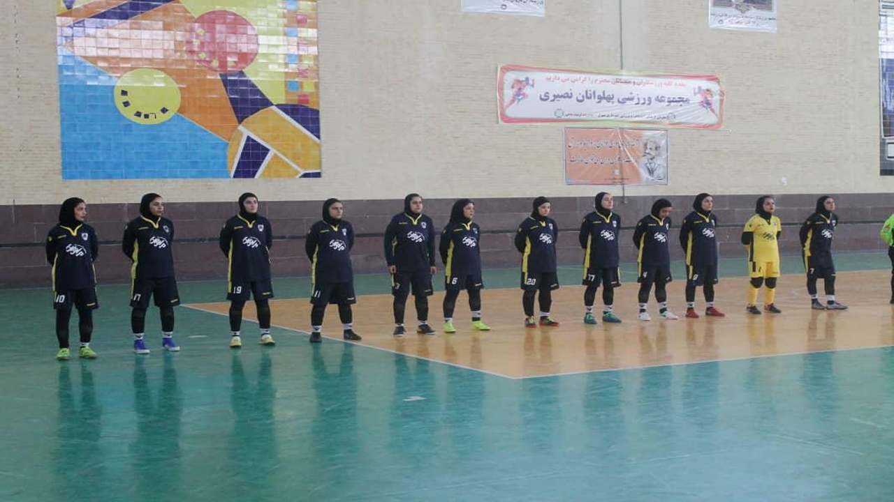 مصاف پارس آرا با تیم صدرجدولی هیات فوتبال خراسان رضوی