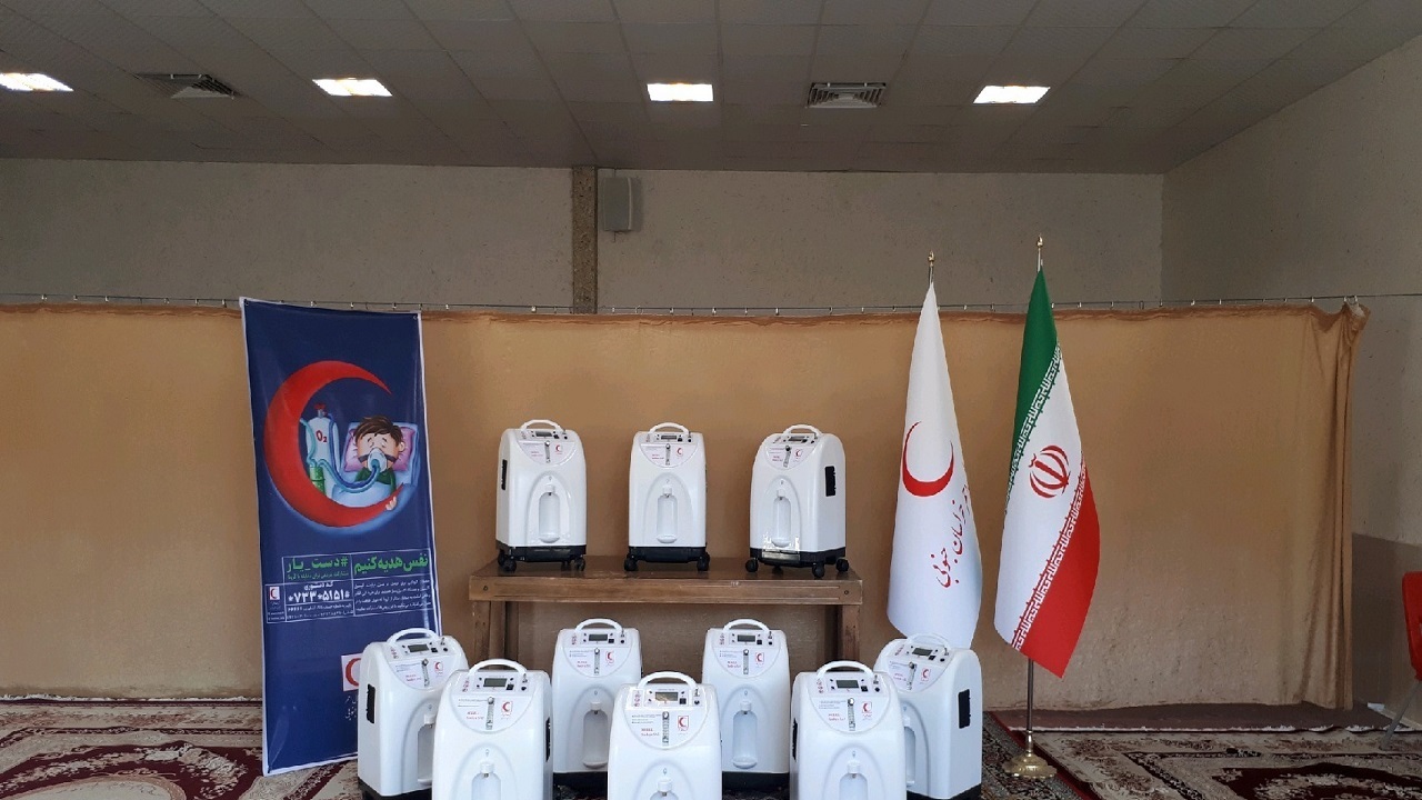 اهدای ۱۰ دستگاه اکسیژن ساز به بانک امانات پزشکی