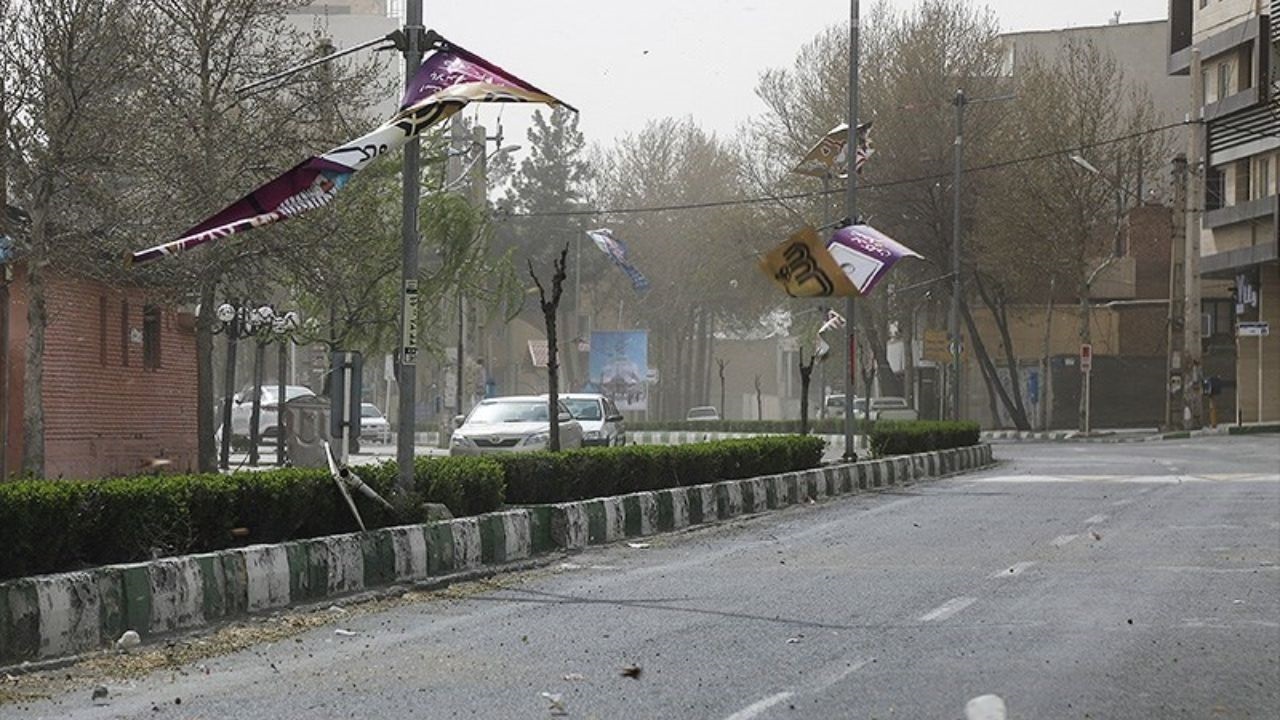 بیشترین سرعت باد در آذربایجان غربی به ۹۷ کیلومتر در ساعت رسید