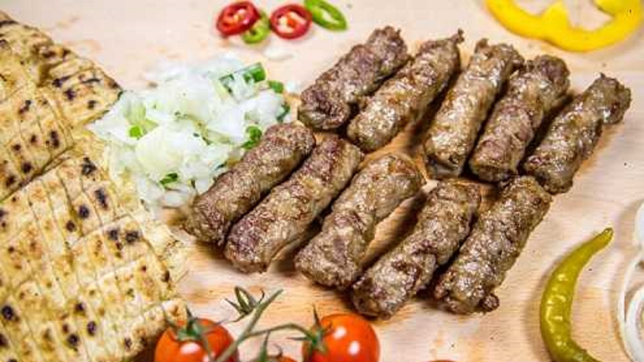آموزش آشپزی؛ از رمز و راز خوشمزگی اکبر جوجه اصل و چیکن تترازینی تا شیرینی نوستالژیک عید نوروز + تصاویر