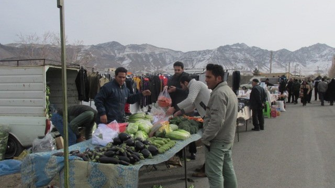 میوه فروشان تفرش ساماندهی می‌شوند