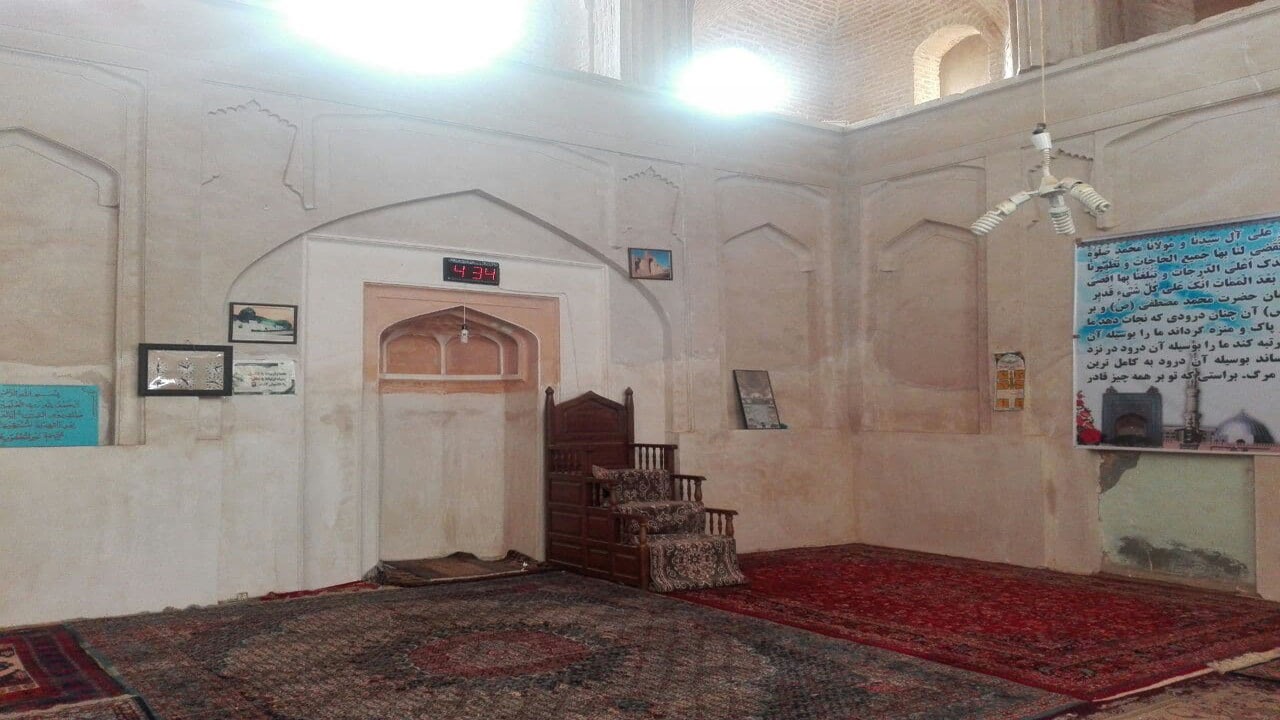 چشم‌اندازی از بنای تاریخی مسجد هندوالان + تصاویر