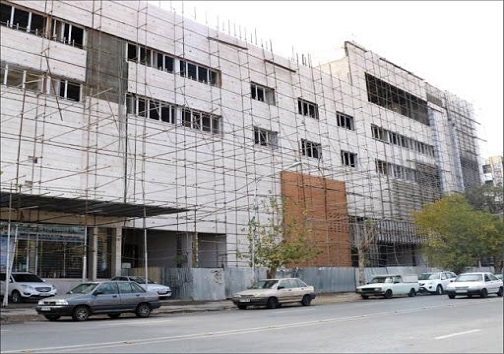 کلاه گشادی که بر سر هلال احمر خراسان جنوبی رفته /دستهایی که در پوست گردو مانده کلاه گشادی که بر سر هلال احمر خراسان جنوبی رفته /دستهایی که در پوست گردو مانده
