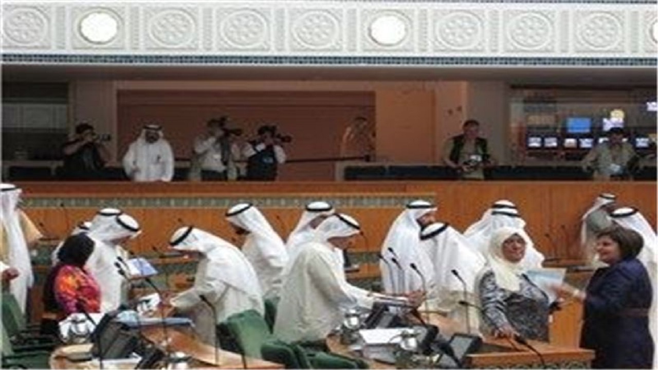 تعطیلی یک ماهه مجلس کویت به دستور امیر این کشور