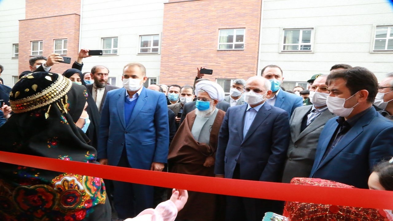 افتتاح و کلنگ زنی ۱۹ مدرسه با حضور وزیر آموزش و پرورش در زنجان