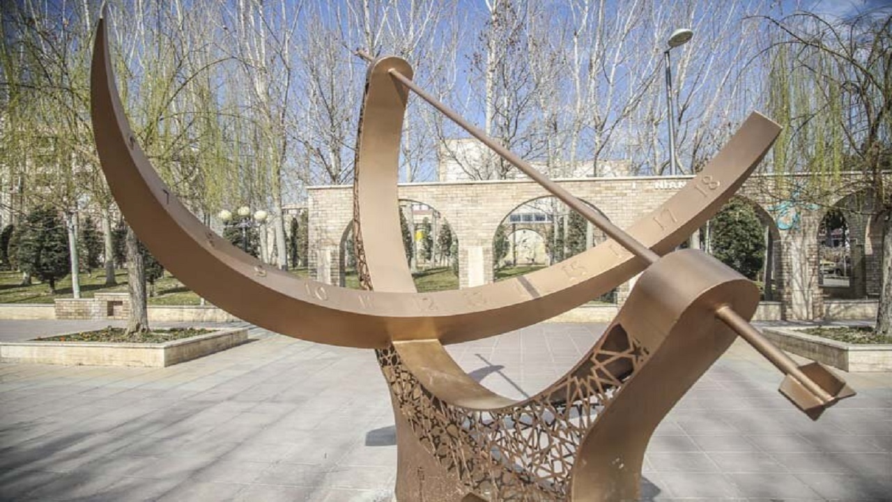 جانمایی دو اِلمان در کرج