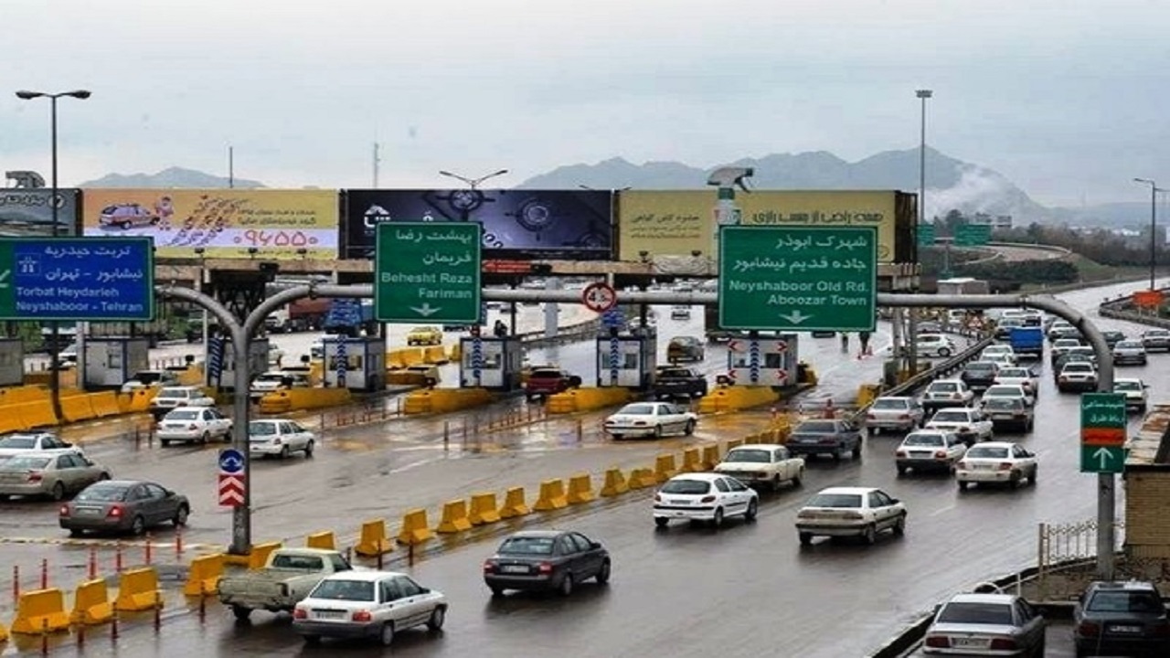 کاهش ۷۲ درصدی ورود زائران به مشهد به دلیل محدودیت‌های کرونایی
