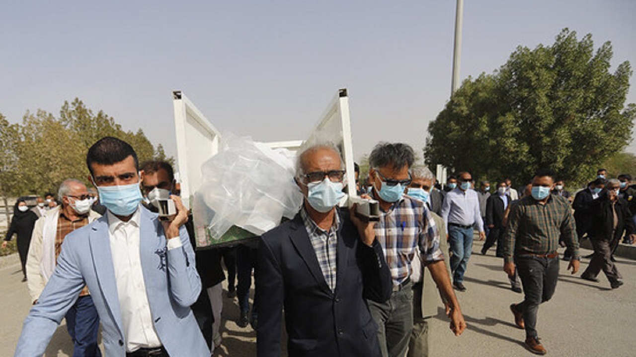 پیکر بَپ گپوی هرمزگان تشییع و به خاک سپرده شد