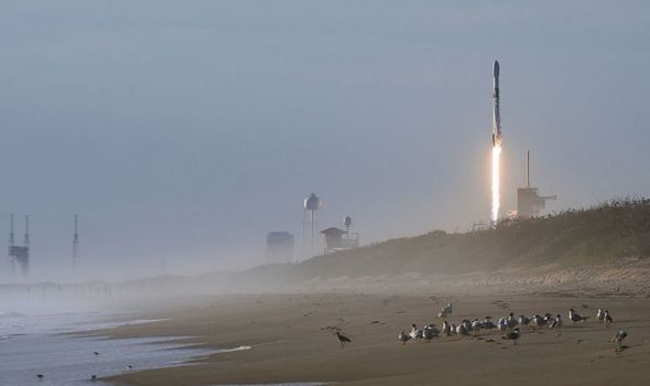 پرتاب ۱۳۳ ماهواره در Falcon 9 توسط شرکت ایلان ماسک