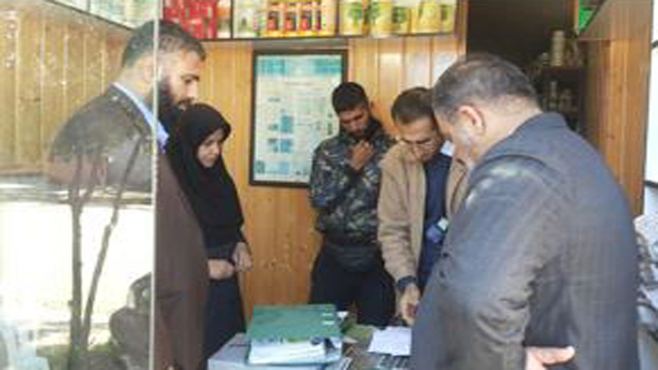 پرونده ۱۳ فروشگاه سموم کشاورزی روی میز تعزیرات