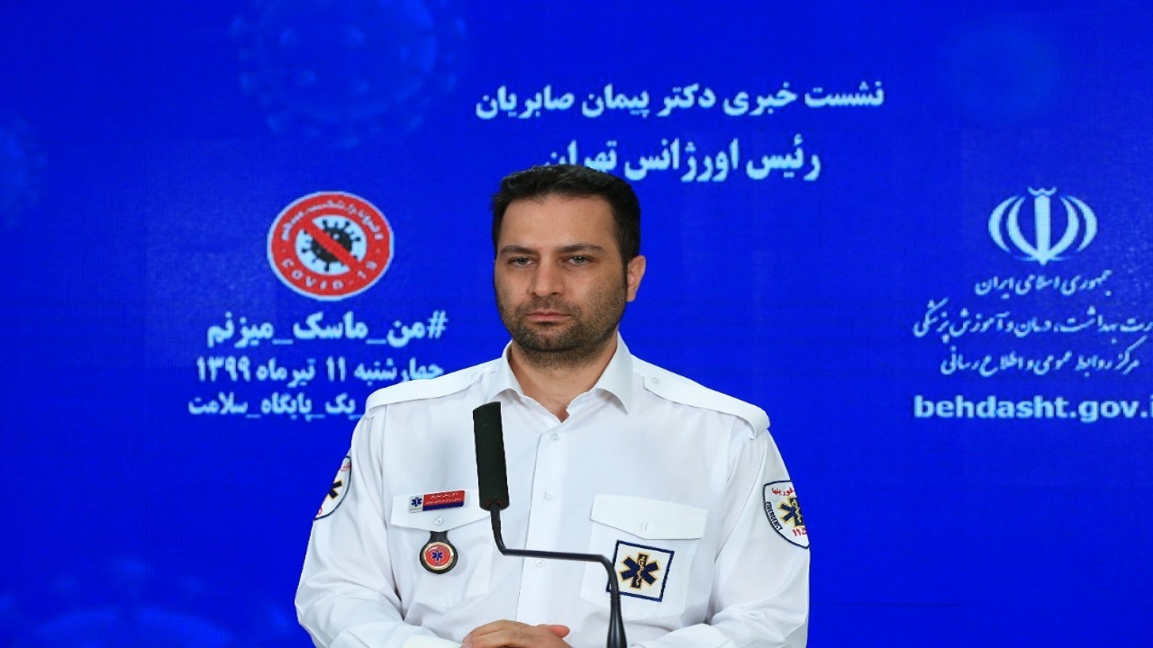 مصدومیت ۲۲ نفر بر اثر تصادف اتوبوس با کامیون