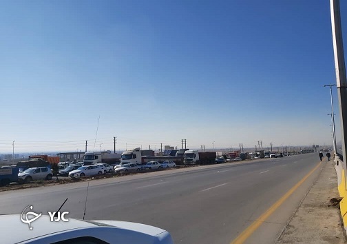 واژگونی تریلر در آزادراه کرج-قزوین