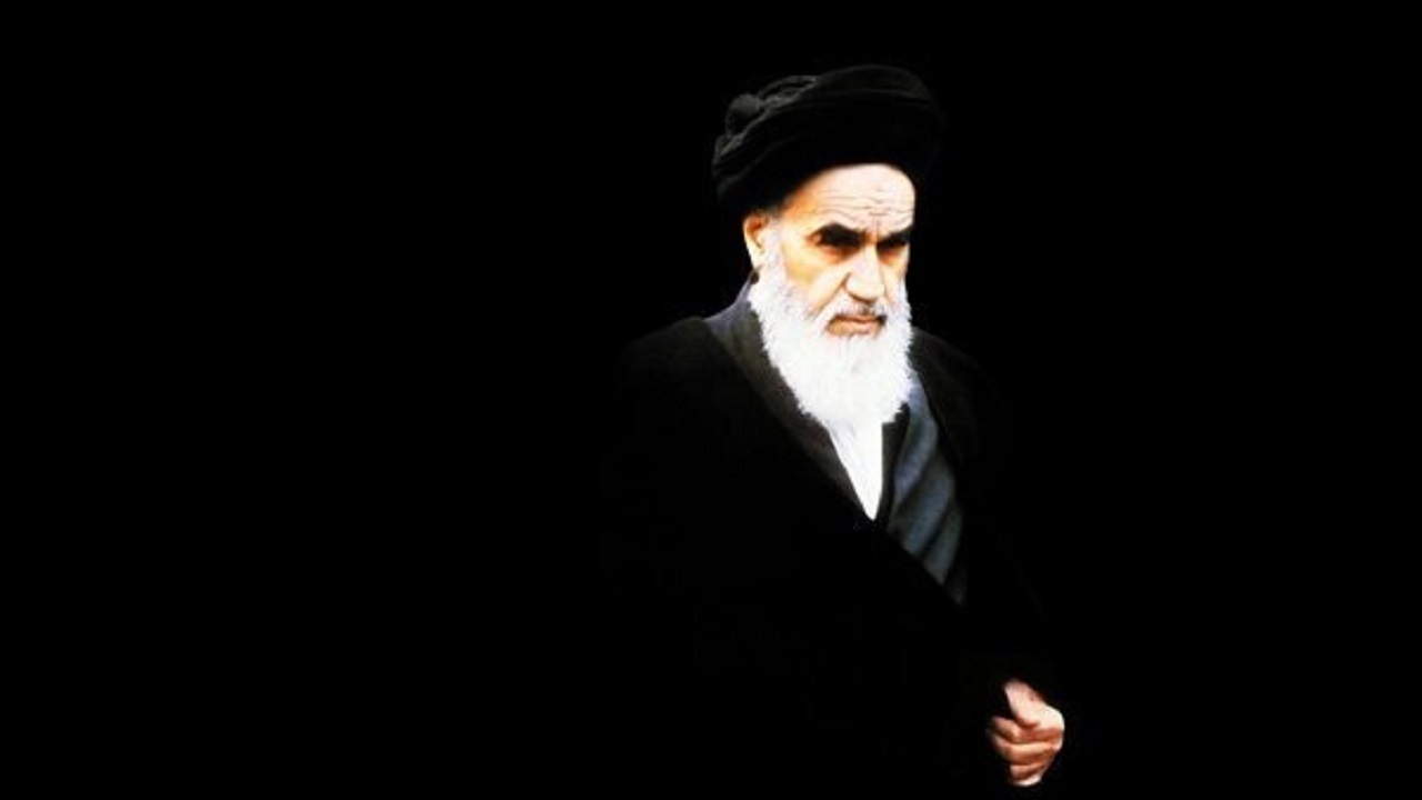 از این بترسید که مبادا مسیر، یک مسیر دیگر بشود و راه، یک راه دیگری باشد