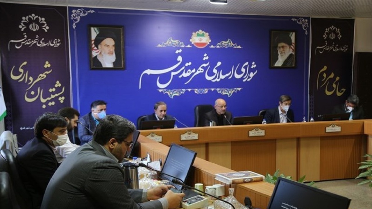 ظرفیت سوزاندن ۱۰ تنی زباله در قم با دستگاه زباله‌سوز