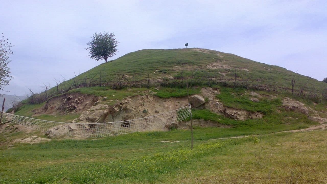 زیبایی خیره کننده تپه بازگیر در بندرگز + تصاویر