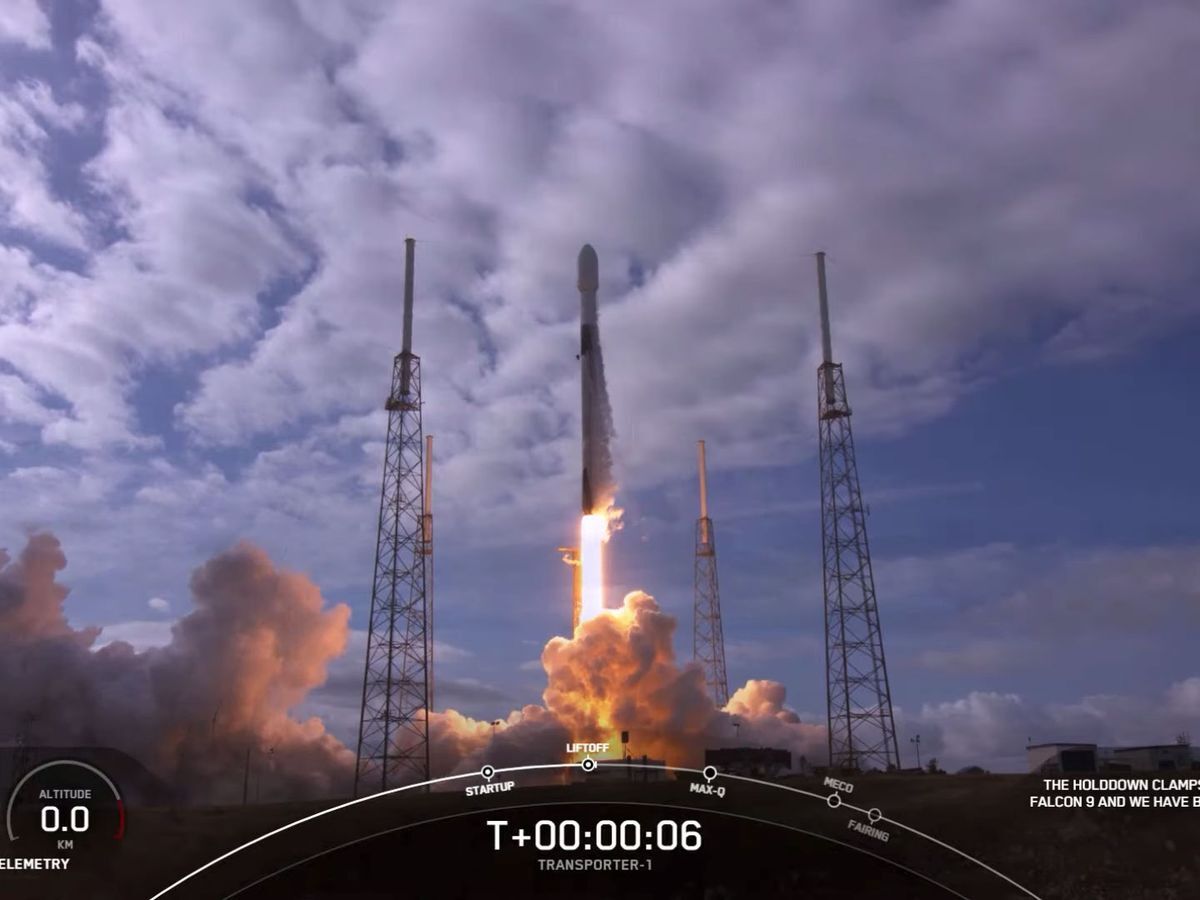 پرتاب ماهواره های جدید توسط SpaceX در اولین ماموریت اشتراکی