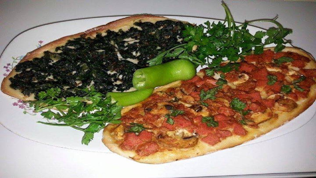 آموزش آشپزی؛ از ۲۰ راز خوشمزه شدن خورش فسنجان و فوت&zwnj;وفن&zwnj;های پخت ته چین زعفرانی تا دسر لیوانی ویکتوریا + تصاویر